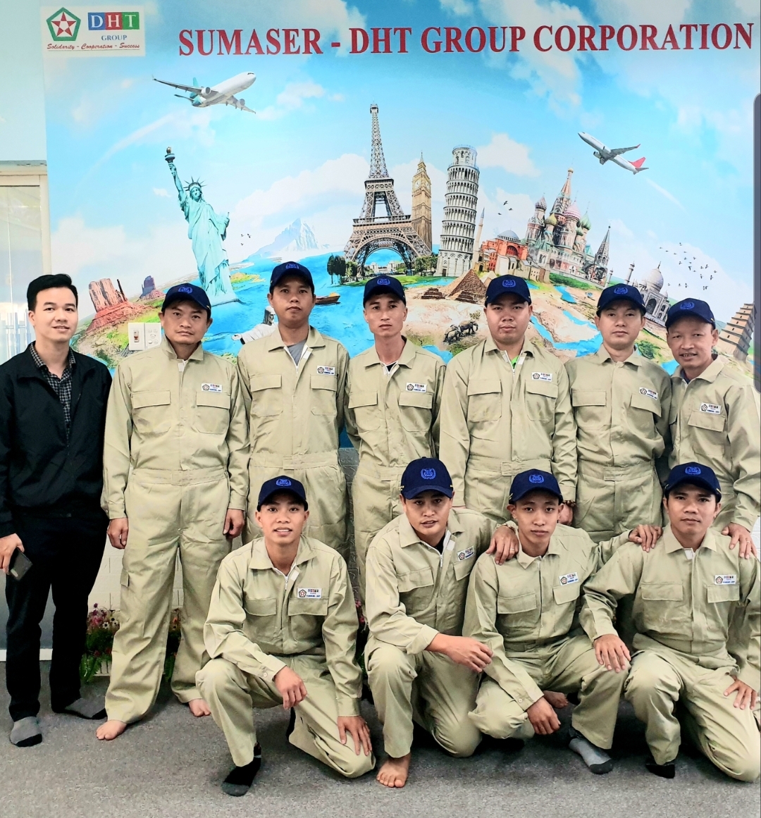 Thuyền viên nhập tàu 1